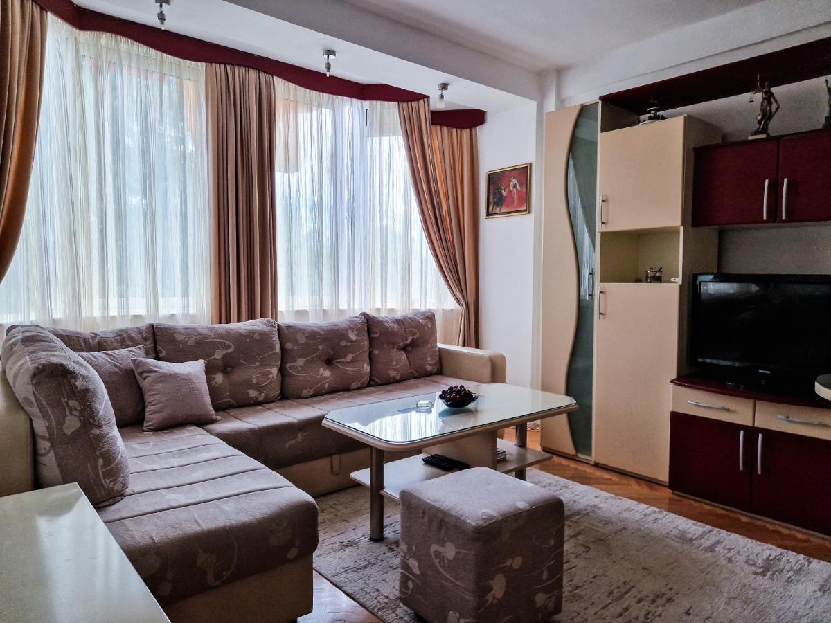 Boulevard Apartments คูมาโนโว ภายนอก รูปภาพ